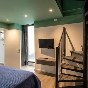 https://twoways5terre.hotelitalianriviera.com