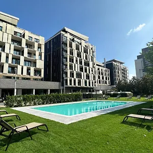 Ελέγξτε τη διαθεσιμότητα