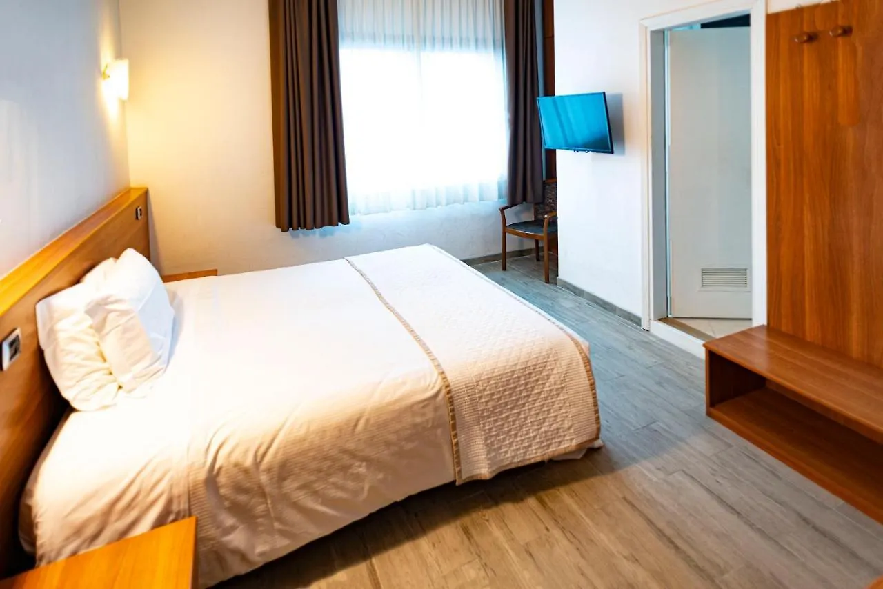 ***  Hotel Nuova Μέστρε Ιταλία