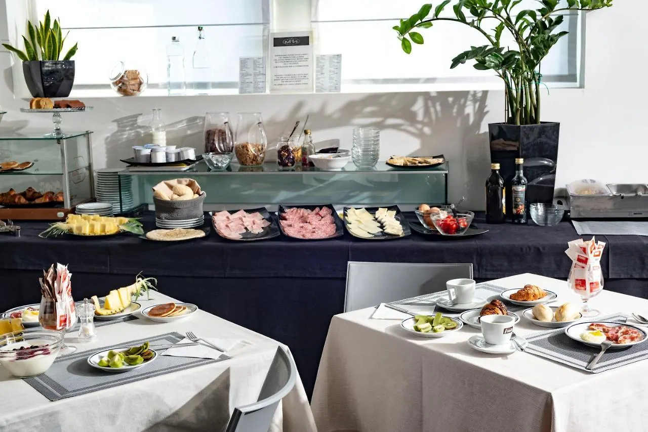 Hotel Nuova Μέστρε